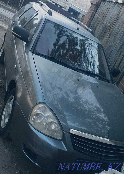 VAZ 2171 Priora жылдың станциялық вагоны  - изображение 1