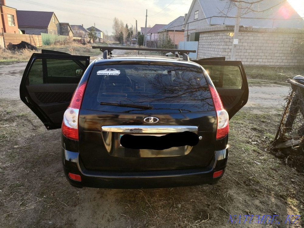VAZ 2171 Priora Wagon    year Rudnyy - photo 2