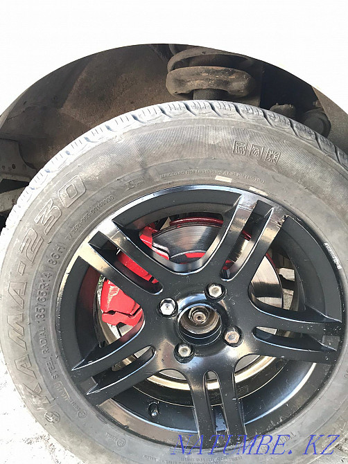 VAZ 2171 Priora жылдың станциялық вагоны  Орал - изображение 7