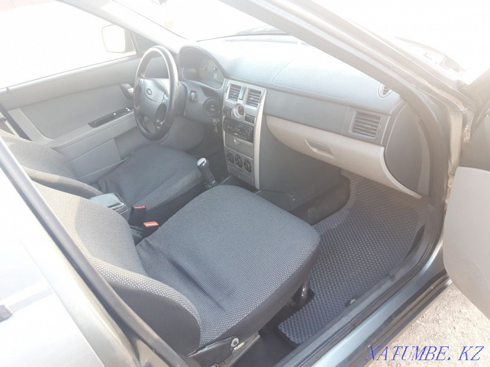 VAZ 2171 Priora Wagon    year  - photo 8