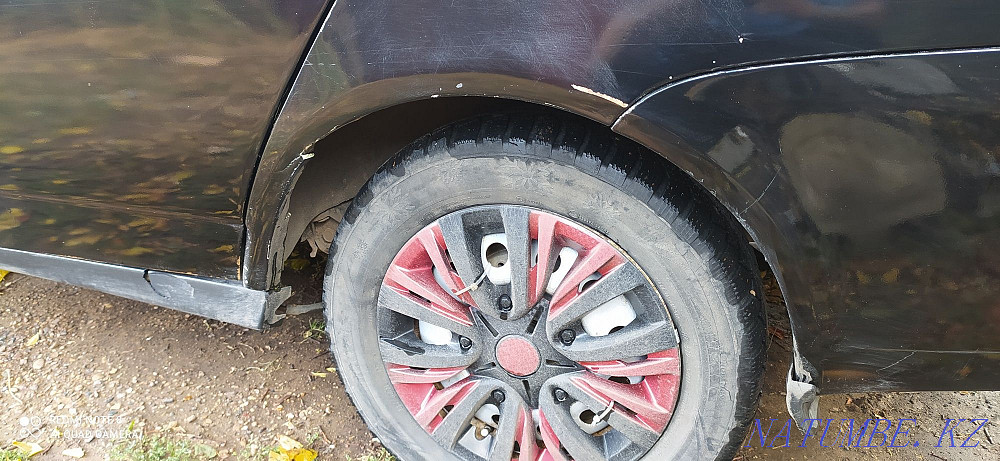 VAZ 2171 Priora жылдың станциялық вагоны  Орал - изображение 3