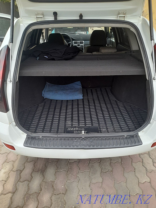 ВАЗ 2171 Priora Универсал    года Алматы - изображение 8