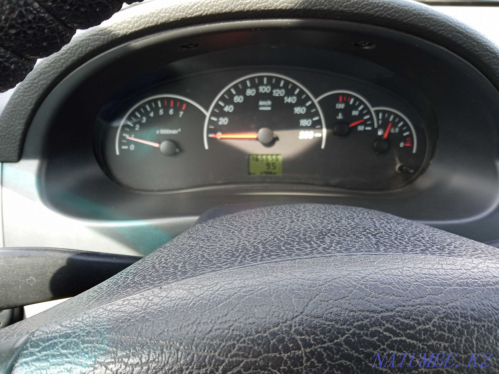 VAZ 2171 Priora Wagon    year Aqtobe - photo 4