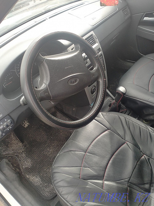 ВАЗ 2172 Priora Хэтчбек    года Костанай - изображение 1