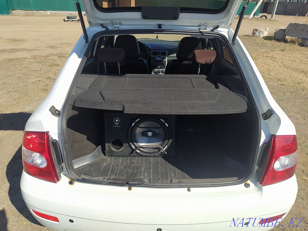 ВАЗ 2172 Priora Хэтчбек    года  - изображение 4