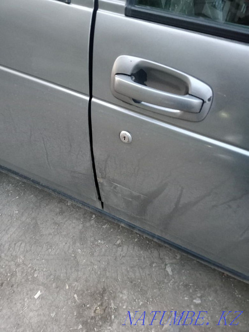 ВАЗ 2172 Priora Хэтчбек    года Рудный - изображение 3