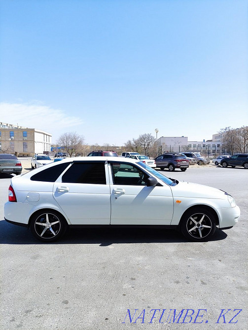 VAZ 2172 Priora жылдың хэтчбекі  Ақтау  - изображение 7