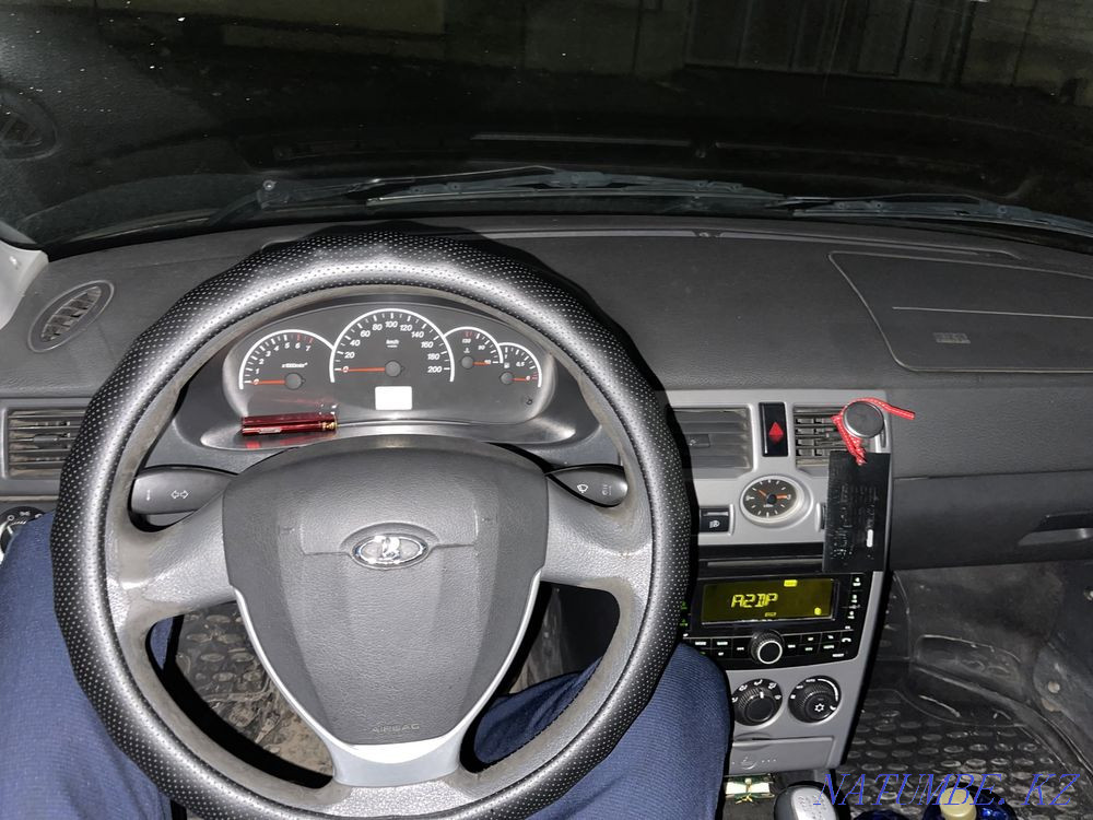 ВАЗ 2172 Priora Хэтчбек    года Шымкент - изображение 4