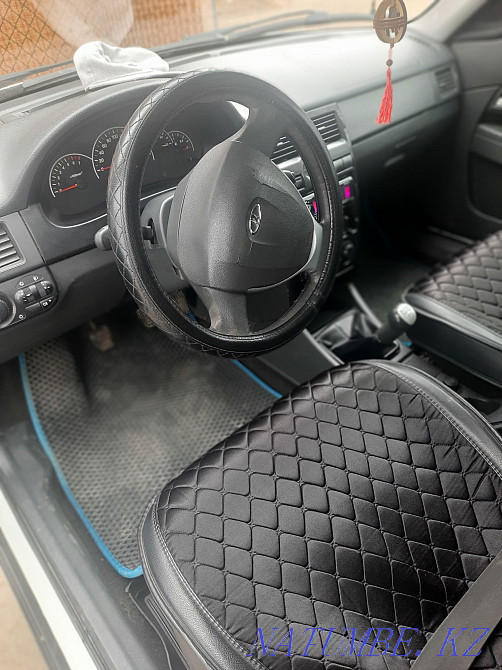 VAZ 2172 Priora Hatchback    year  - photo 2