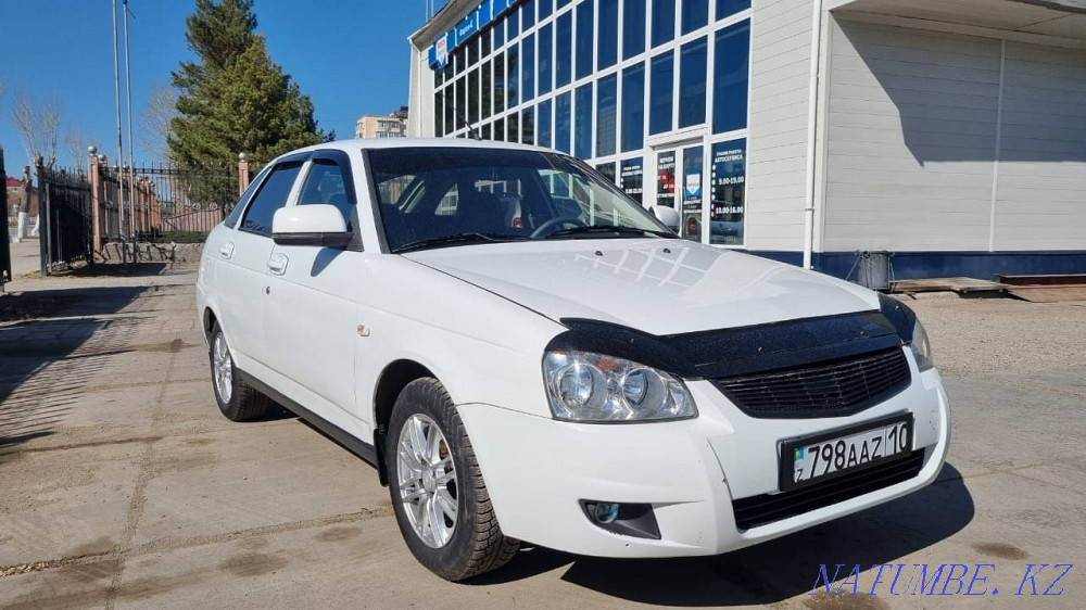 VAZ 2172 Priora Hatchback    year Rudnyy - photo 1