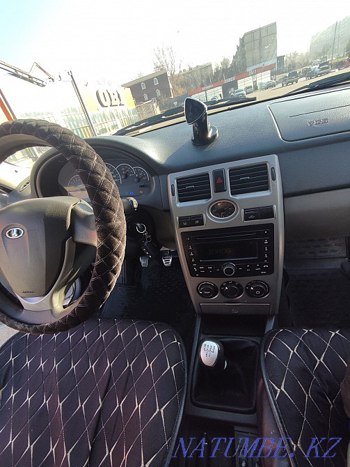 ВАЗ 2172 Priora Хэтчбек    года Алматы - изображение 6