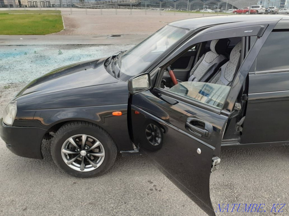 VAZ 2172 Priora Hatchback    year Semey - photo 5