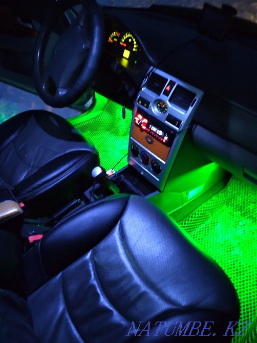 VAZ 2172 Priora жылдың хэтчбекі  - изображение 5