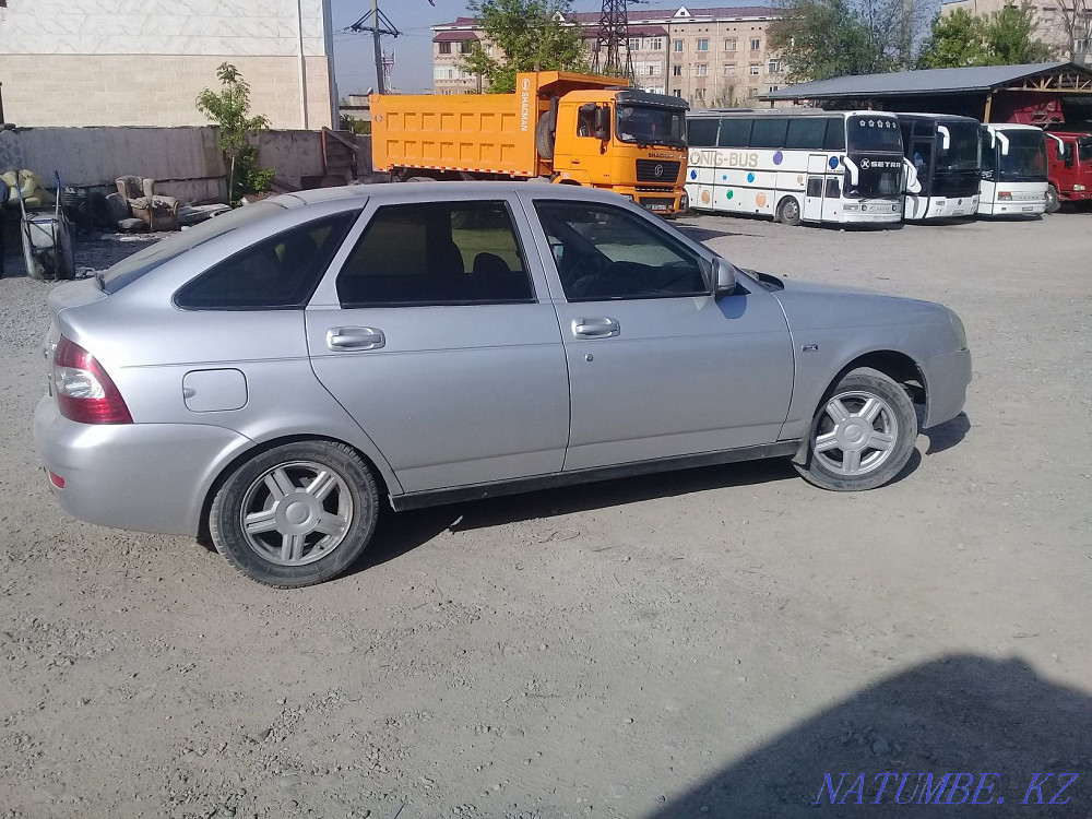 ВАЗ 2172 Priora Хэтчбек    года Кайтпас - изображение 3