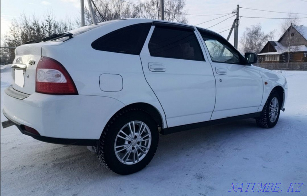 ВАЗ 2172 Priora Хэтчбек    года Бостандык - изображение 2