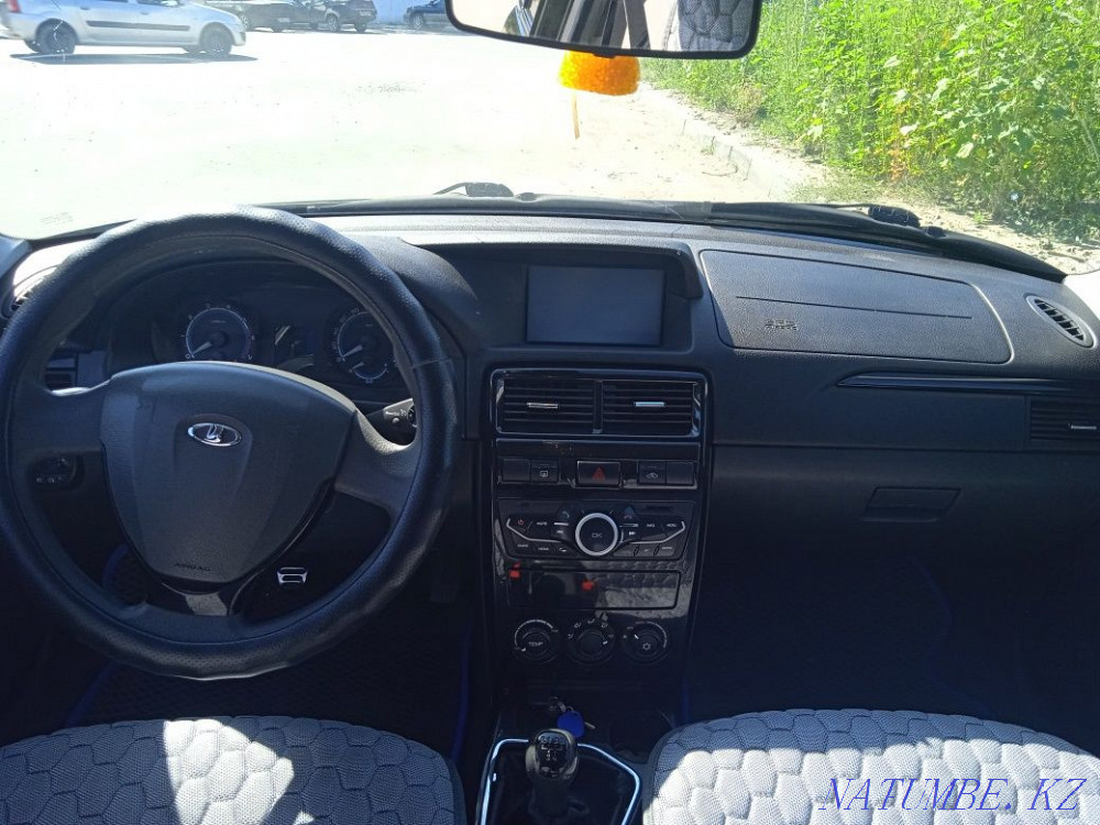 VAZ 2172 Priora Hatchback    year Ust-Kamenogorsk - photo 5