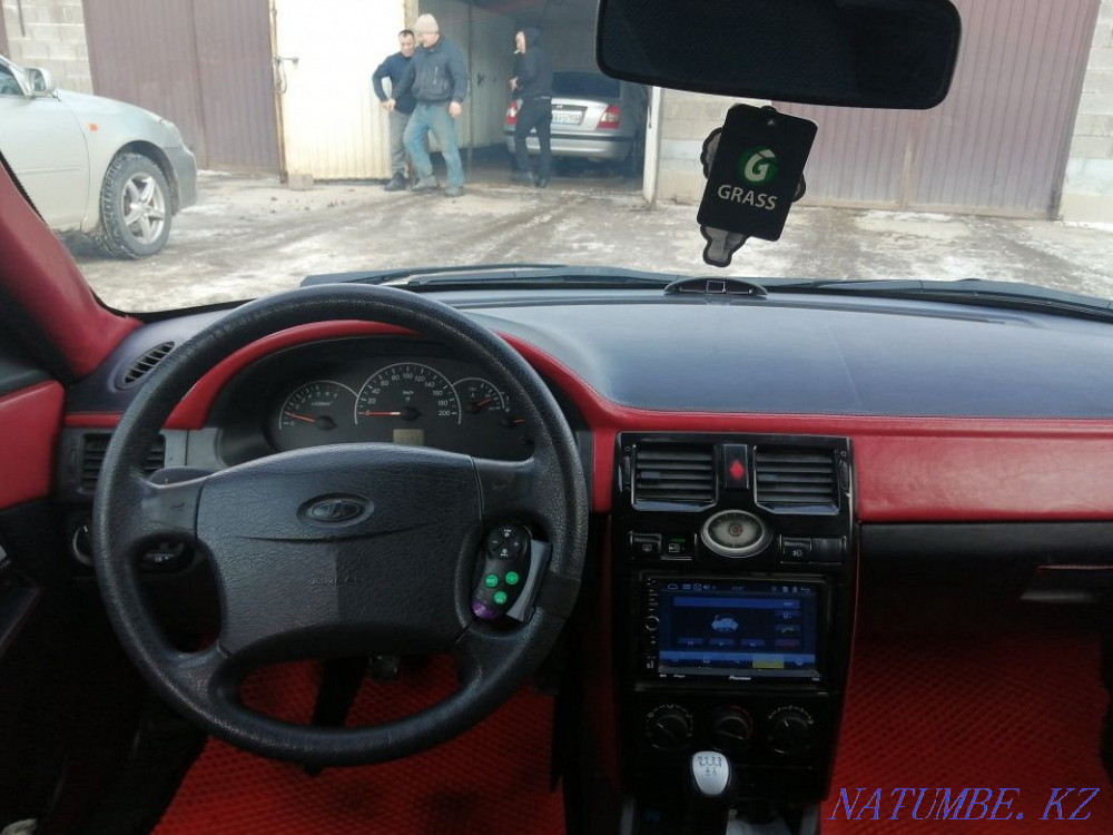 ВАЗ 2172 Priora Хэтчбек    года  - изображение 6