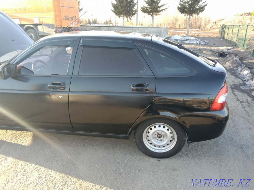 VAZ 2172 Priora Hatchback    year  - photo 1