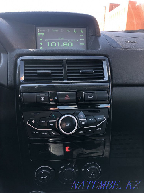 ВАЗ 2172 Priora Хэтчбек    года Костанай - изображение 4