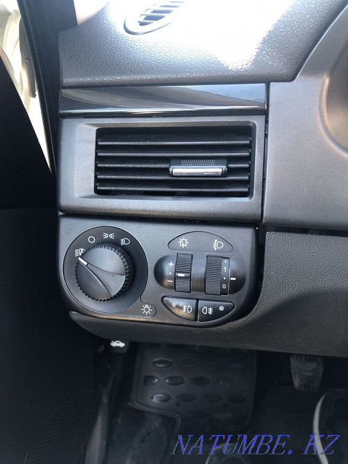 ВАЗ 2172 Priora Хэтчбек    года Костанай - изображение 5