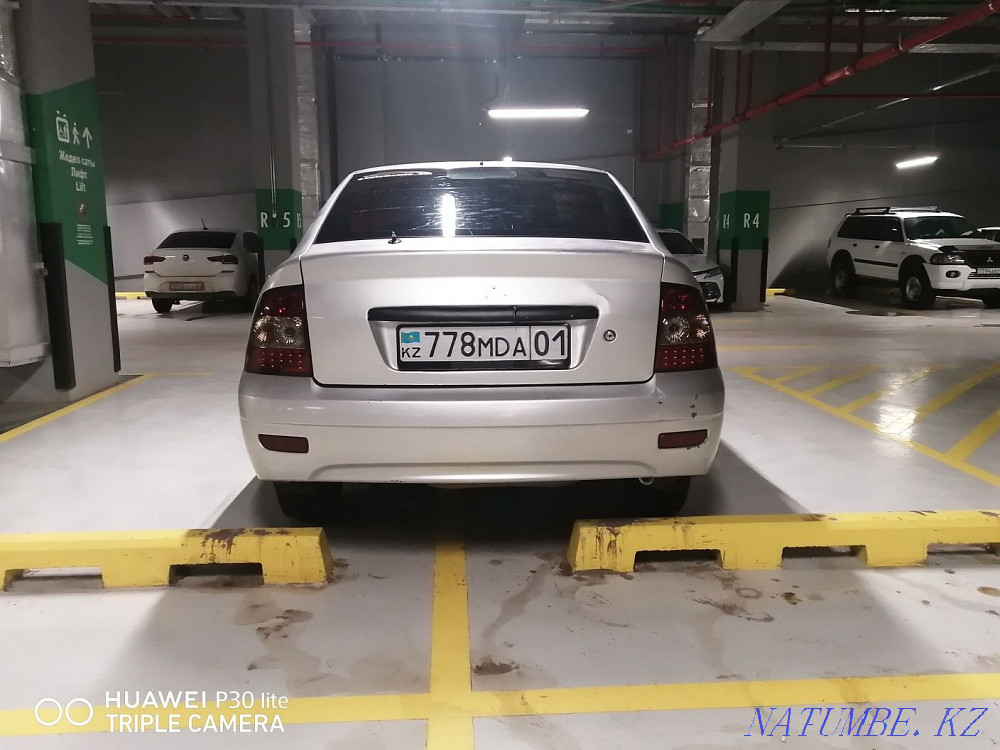 VAZ 2172 Priora Hatchback    year Astana - photo 5