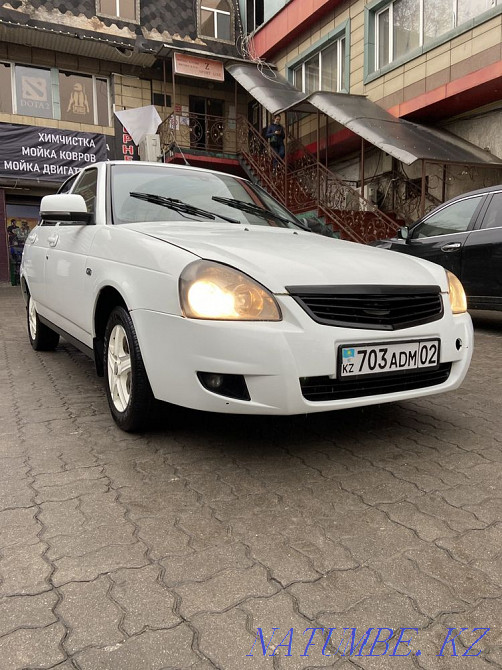 ВАЗ 2172 Priora Хэтчбек    года Алматы - изображение 2