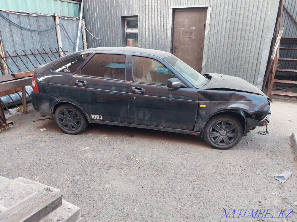 VAZ 2172 Priora Hatchback    year Astana - photo 3