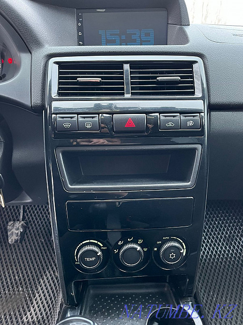 VAZ 2172 Priora Hatchback    year Astana - photo 4