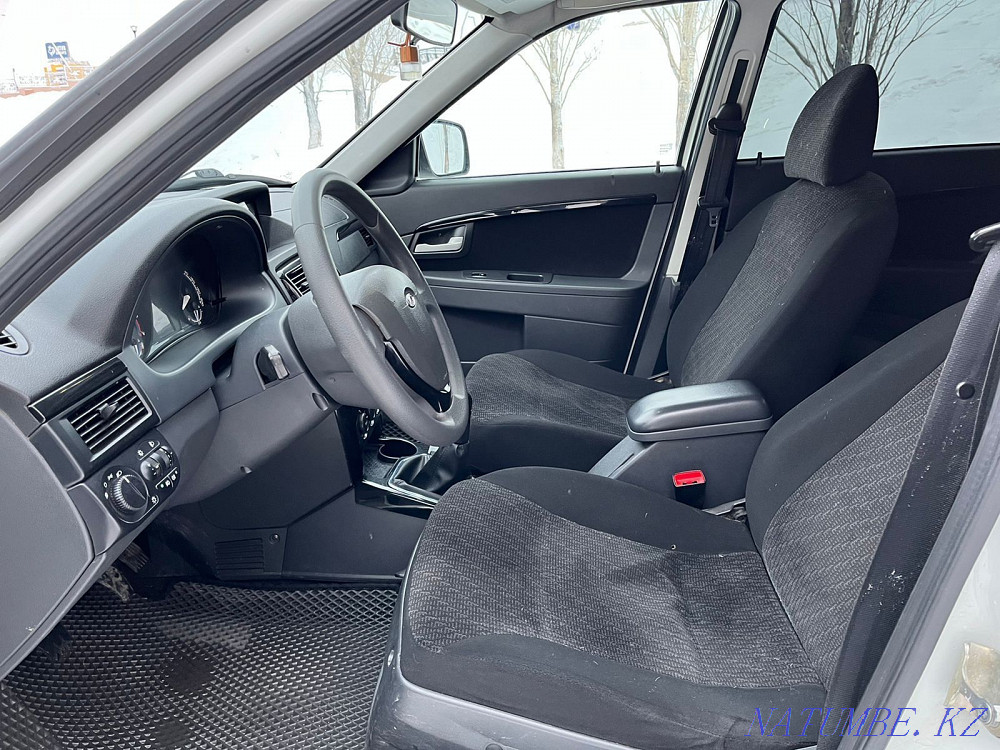 VAZ 2172 Priora Hatchback    year Astana - photo 5