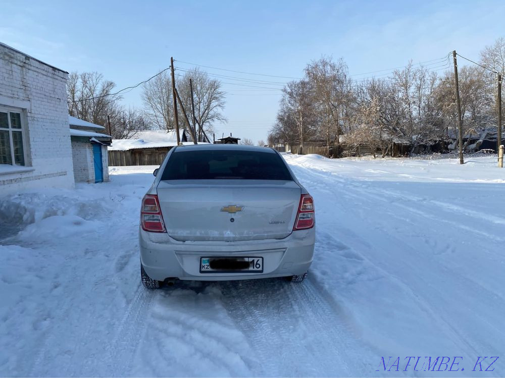 Chevrolet Cobalt    year  - photo 3