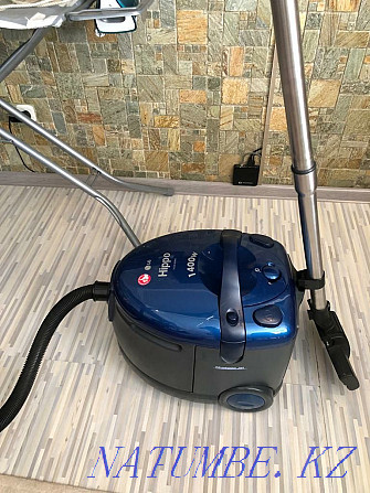 Vacuum cleaner LG Hippo 1400 W, with washing function, in Astana Белоярка - photo 1