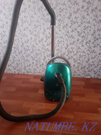 Sell vacuum cleaner Oral - photo 1