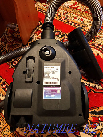 Samsung vacuum cleaner in excellent condition  - photo 2