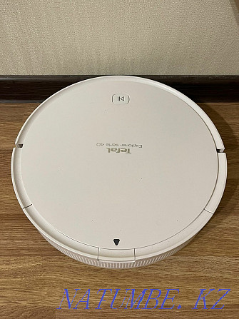 Sell robot vacuum cleaner  - photo 2