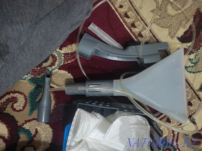 Selling zelmer vacuum cleaner in good condition  - photo 4