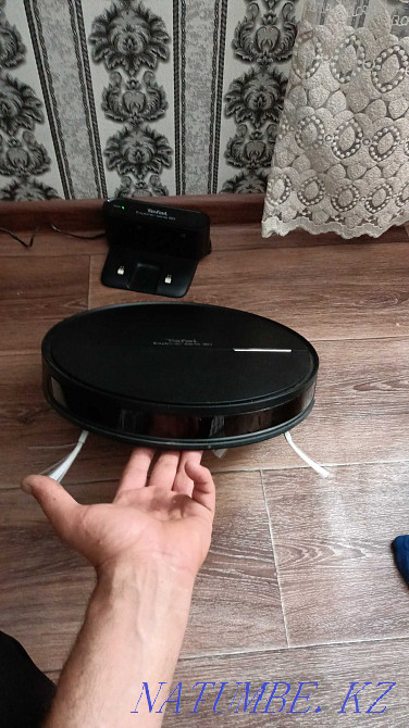 Tefal robot vacuum cleaner  - photo 3