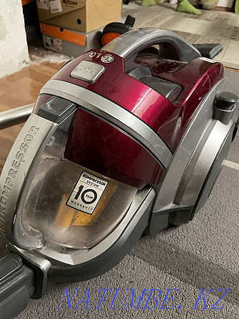 Sell vacuum cleaner LG Aqtobe - photo 2
