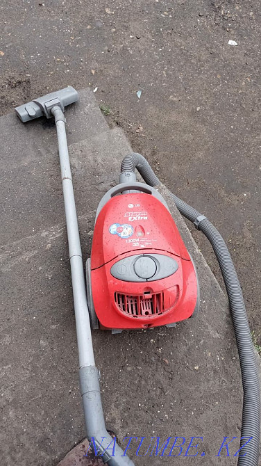 Sell vacuum cleaner LG Semey - photo 1