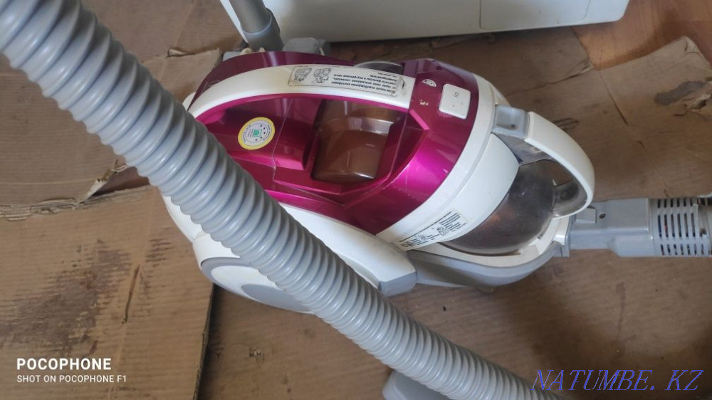 Vacuum cleaner LG perfect condition Astana - photo 1