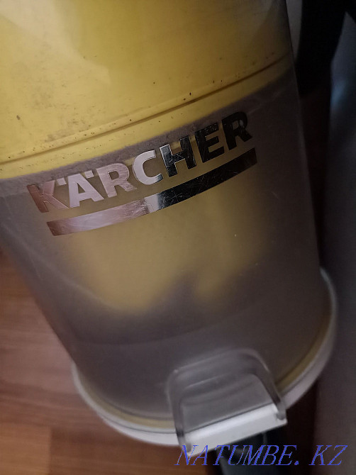 Пылесос karcher мощный. Год в использовании. Алматы - изображение 2