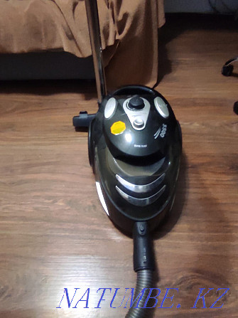 Vacuum cleaner powerful selling urgently Almaty - photo 3