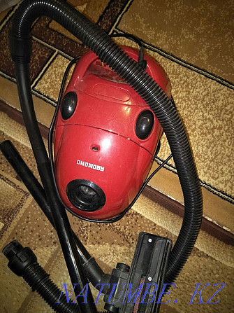 A vacuum cleaner. Redmond. Stepnogorskoye - photo 2