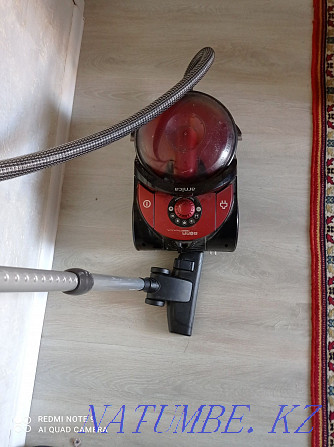 Vacuum cleaner in excellent condition Almaty - photo 5