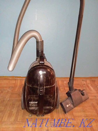 I will sell the samsung vacuum cleaner and the LG vacuum cleaner for spare parts address 6 microdistrict (kunaeva) Oral - photo 2