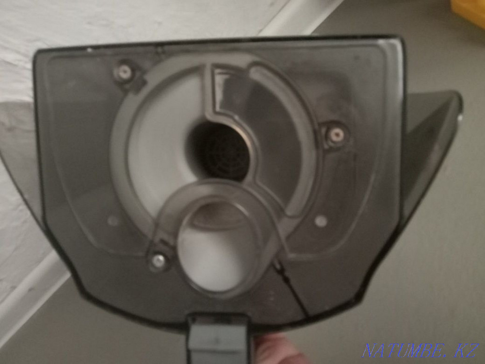 Продам контейнер для пылесоса samsung Муткенова - изображение 3