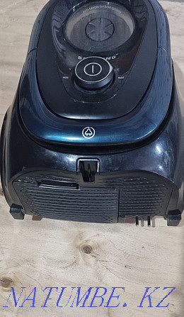 Selling Samsung vacuum cleaner in excellent condition and quality. Free shipping Oral - photo 3