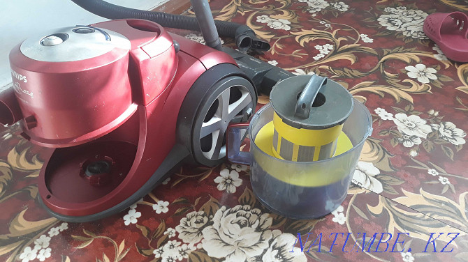 Sell vacuum cleaner 10 000 Almaty - photo 1