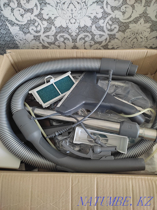 thomas vacuum cleaner for sale  - photo 1