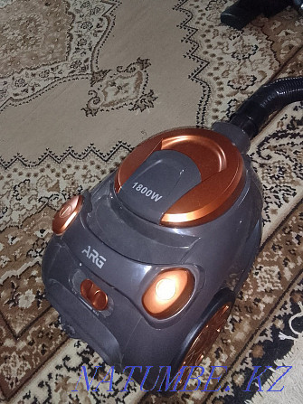 Vacuum cleaner almost new Гульдала - photo 2