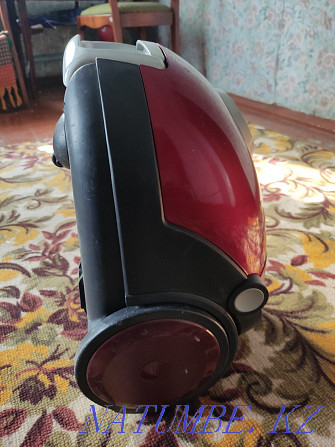LG vacuum cleaner with bag Taraz - photo 3